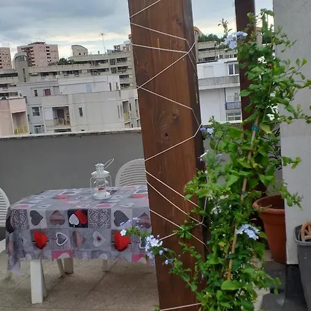 La Terrazza Del Sole Διαμέρισμα *